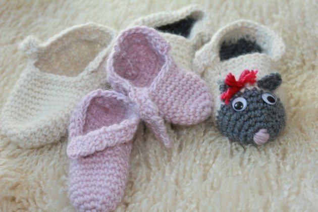 Flera tofflor väntar på att bli klara!